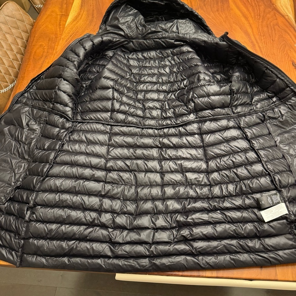 CONTEMPORAINS Lightweight Packable Winter Puffer Black Hooded Down Jacket Coat. - Picture 6 of 16